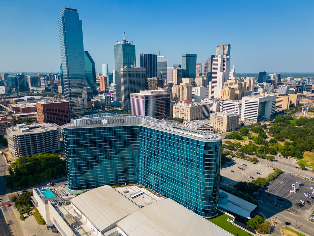 Dallas,,Tx,,Usa,-,July,28,,2023:,Omni,Hotel,Downtown